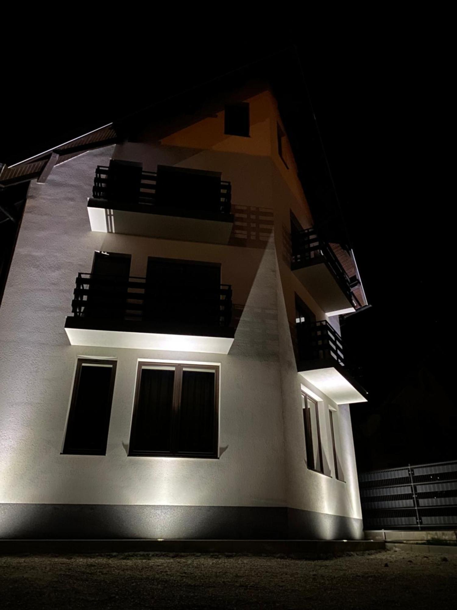 Vila Hora Craiului Zărneşti Bagian luar foto